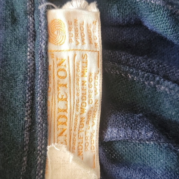 Vintage Pendleton | Navy Blue & Green Plaid Wool Pleated Midi Skirt - Picture 5 of 5